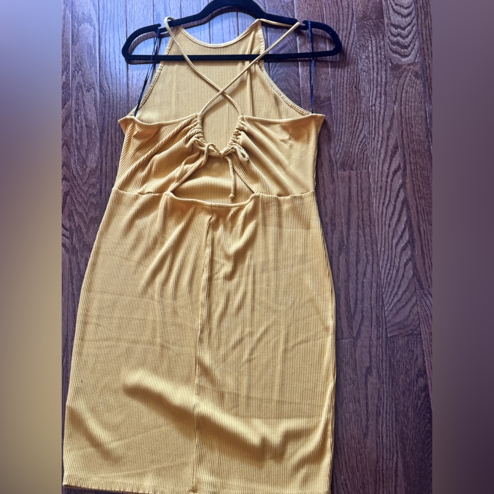 H&M Ribbed Halter backless dress - Picture 3 of 3